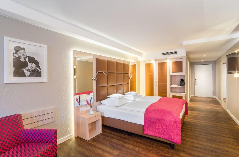 Hollywood Media Hotel - Oda