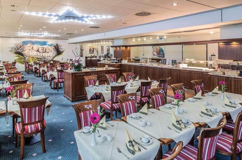 Hollywood Media Hotel - Restoran