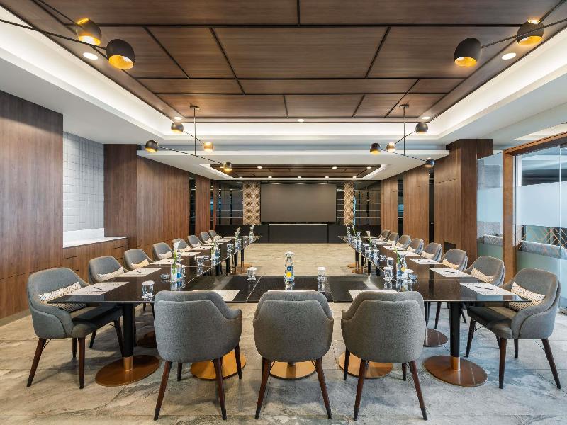Novotel Suites Yogyakarta - Toplantı