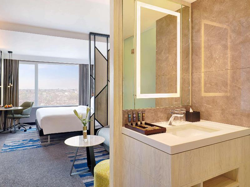 Novotel Suites Yogyakarta - Oda