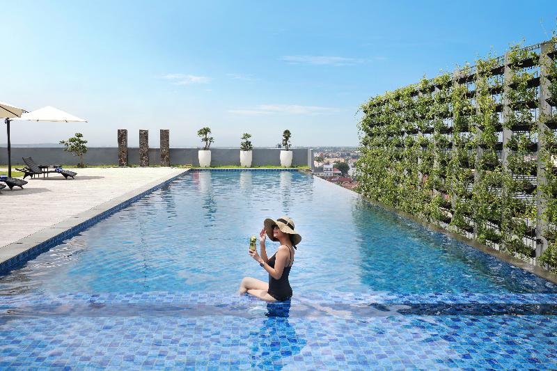 Novotel Suites Yogyakarta - Havuz