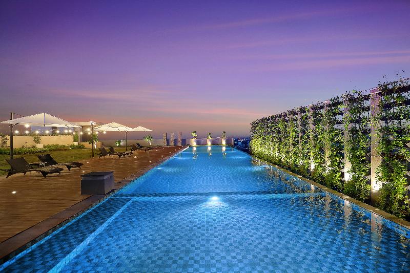 Novotel Suites Yogyakarta - Havuz