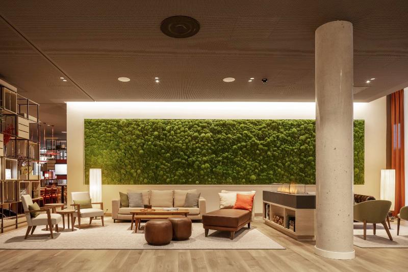 IntercityHotel Hamburg-Barmbek - Lobi