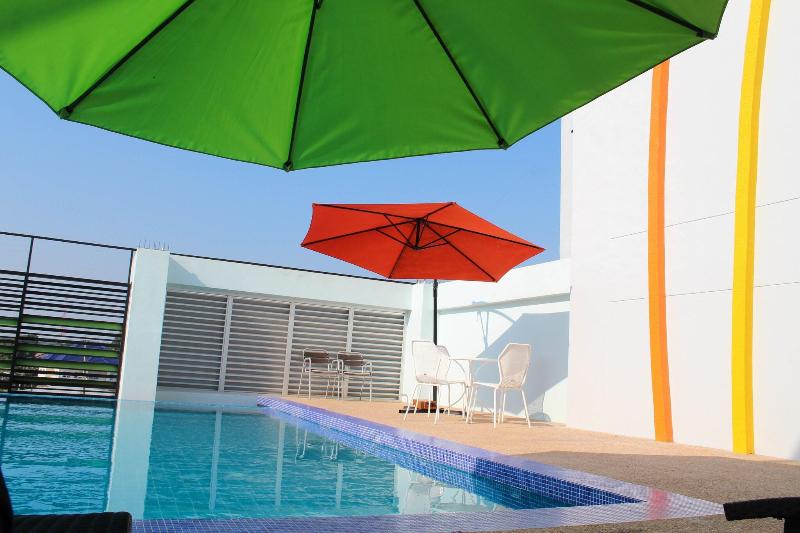 42C The Chic Hotel - Havuz