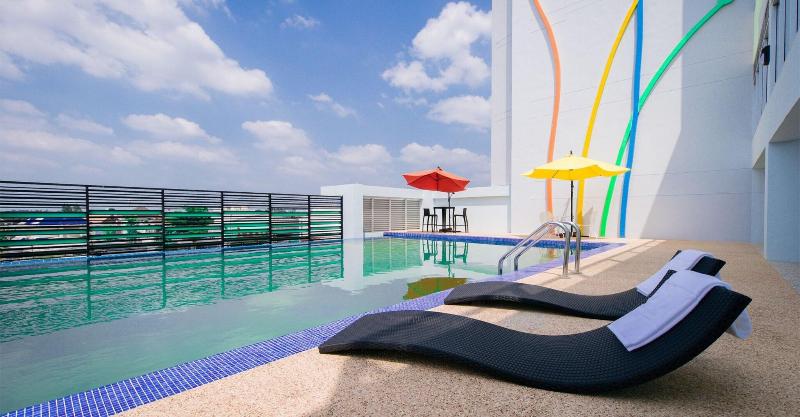 42C The Chic Hotel - Havuz