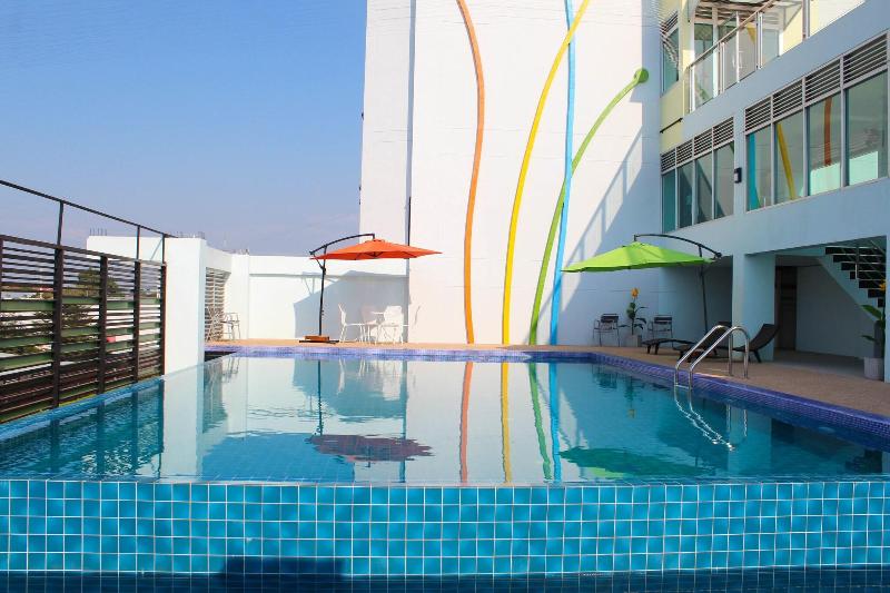 42C The Chic Hotel - Havuz
