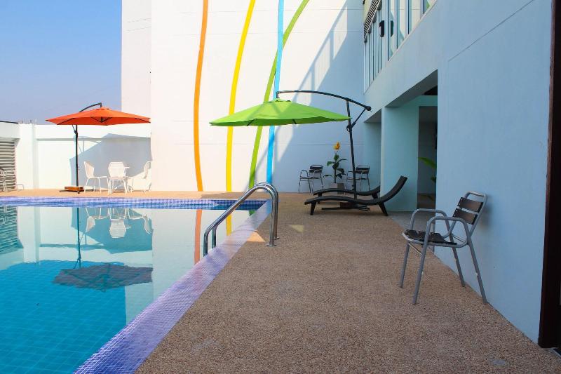 42C The Chic Hotel - Havuz