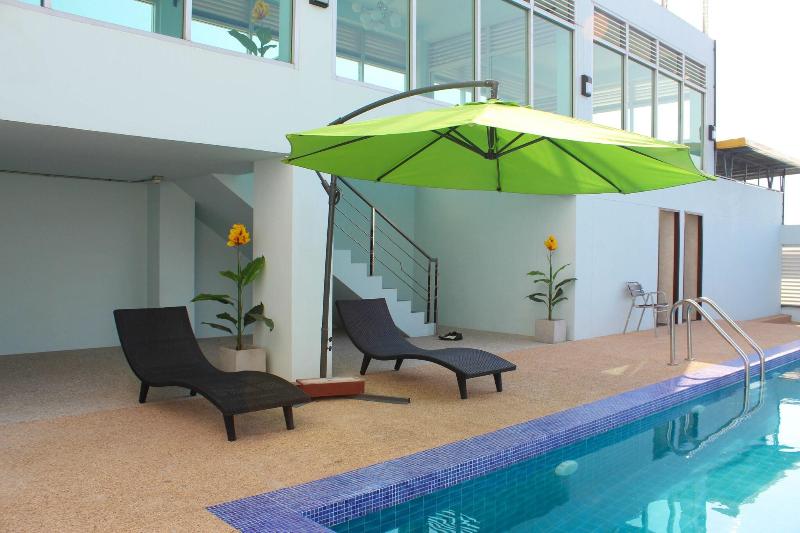 42C The Chic Hotel - Havuz