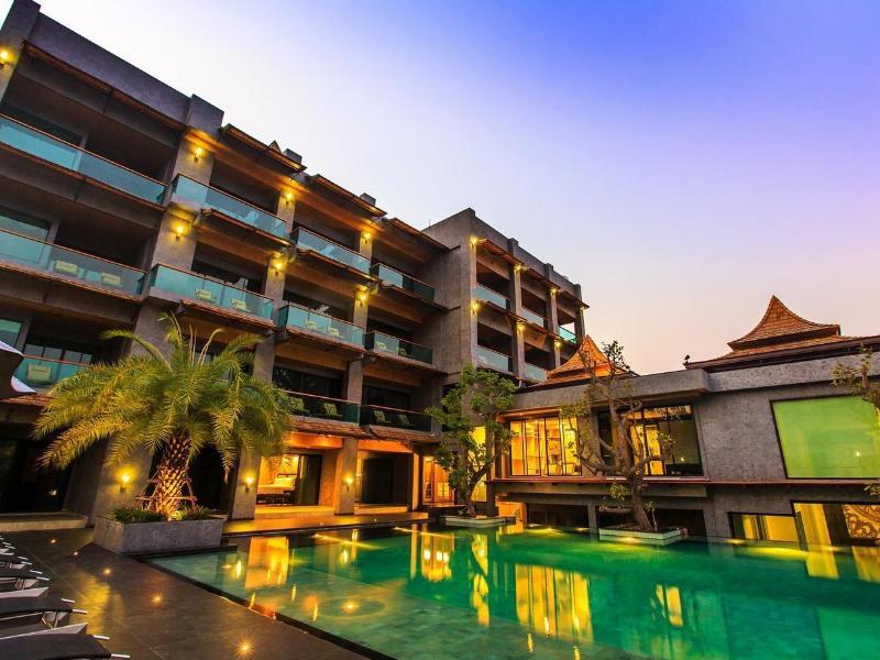 I Calm Resort - Genel