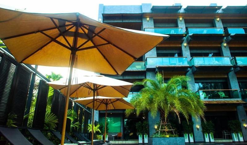 I Calm Resort - Genel