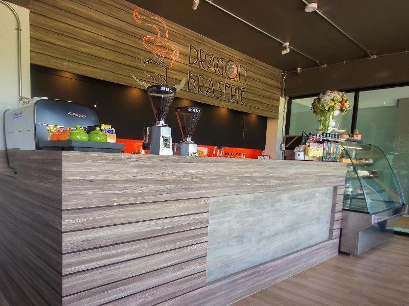 Dragon River Avenue Hotel - Restoran