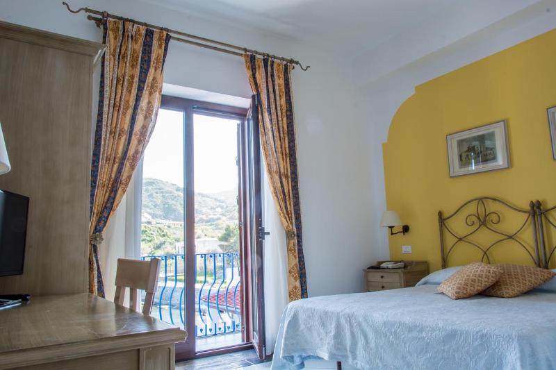 Hotel Rocce Azzurre - Oda