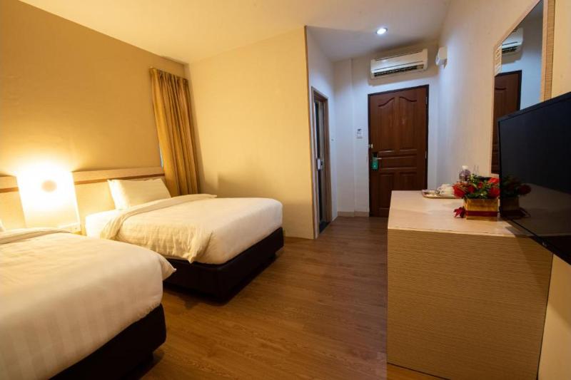 Lovina Inn Penuin - Oda