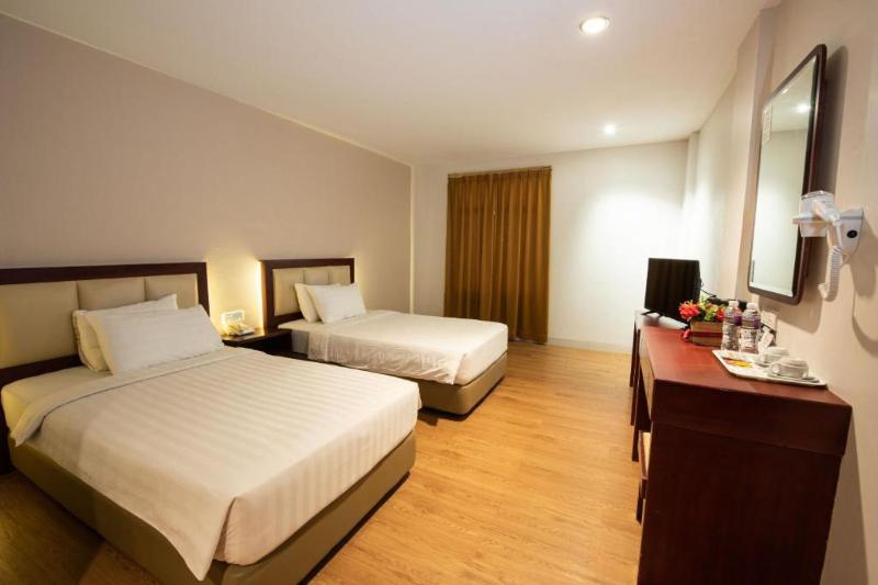 Lovina Inn Penuin - Oda