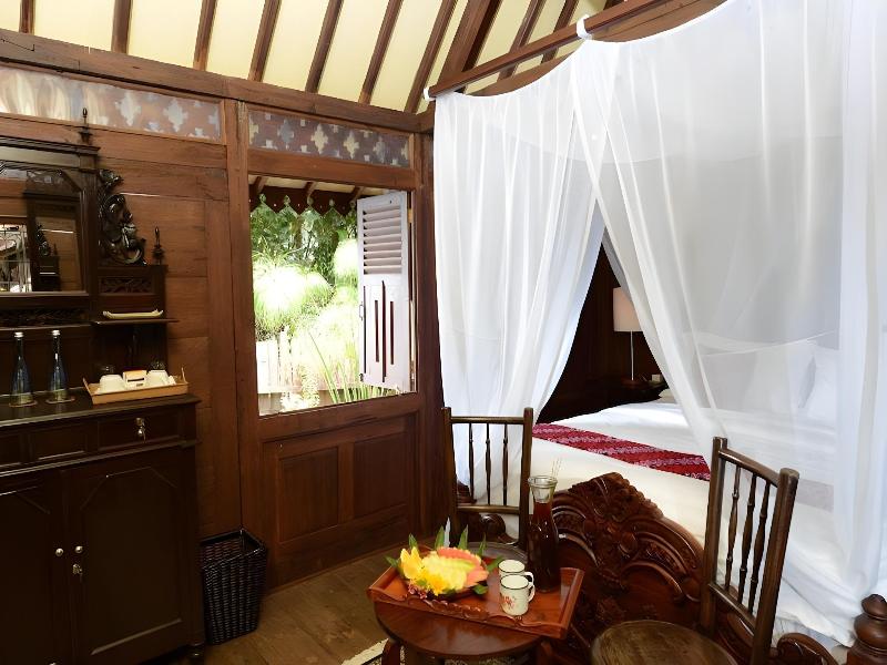 The Lodge Maribaya - Genel