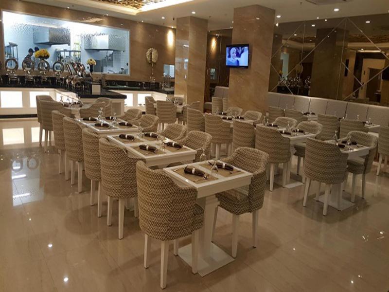 Grand Viveana - Restoran