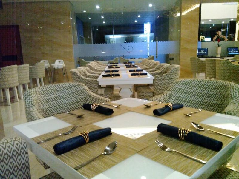 Grand Viveana - Restoran