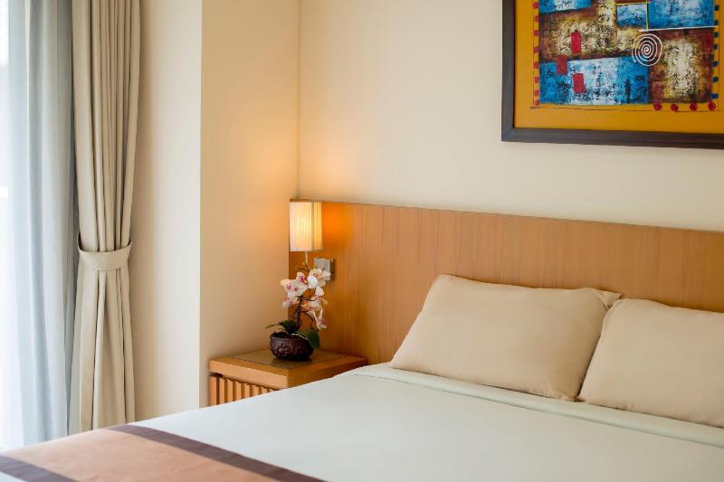 Puri Kiic Golf View Hotel - Genel