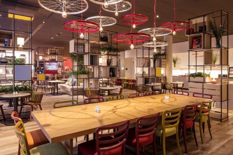 IntercityHotel Hannover Hauptbahnhof Ost - Restoran