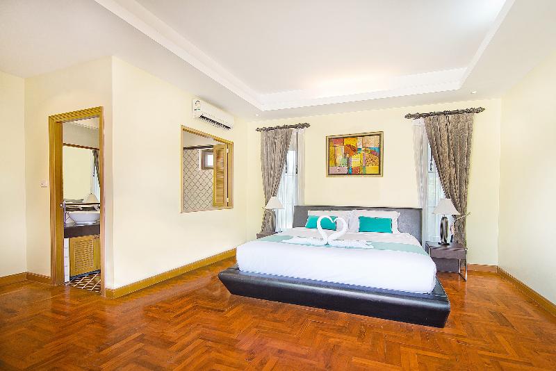 Tropicana Pool Villa - Oda