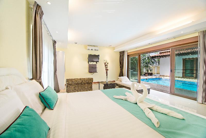 Tropicana Pool Villa - Oda