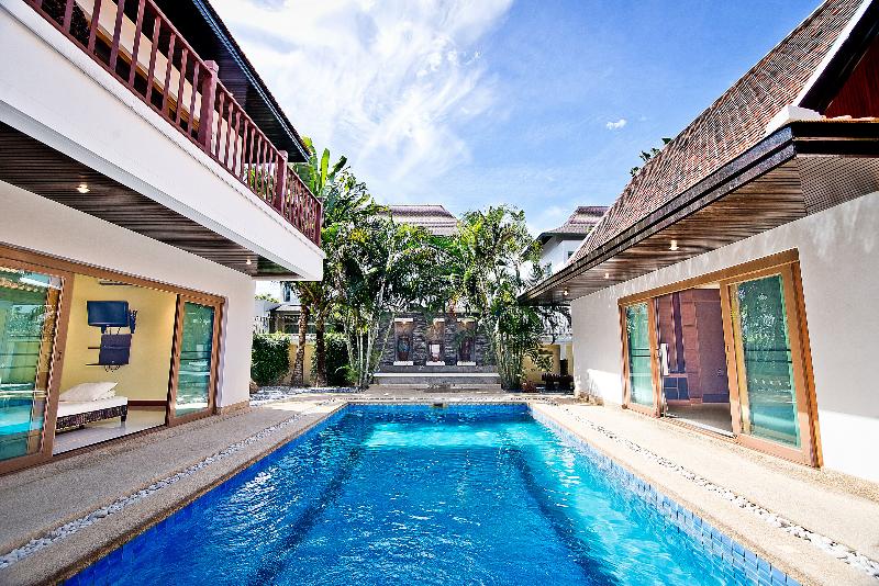 Tropicana Pool Villa - Oda