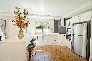 Tropicana Pool Villa fotoÄŸrafÄ±
