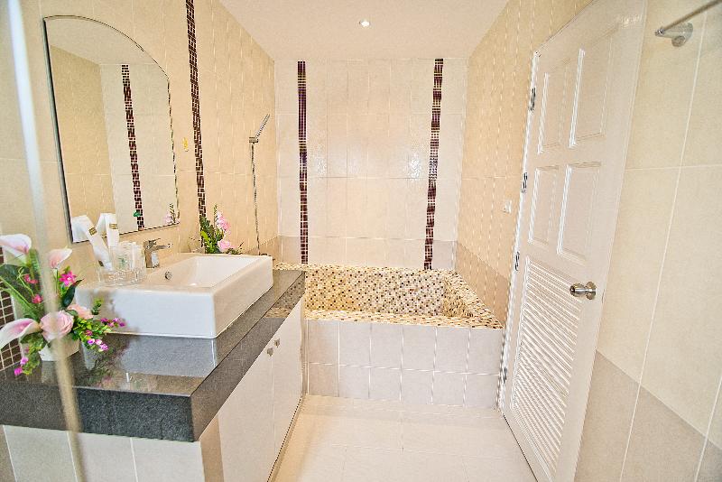 Tropicana Pool Villa - Oda