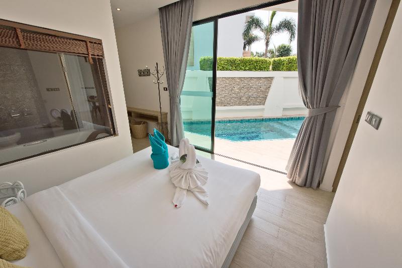 Tropicana Pool Villa - Oda