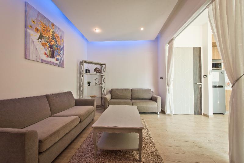 Tropicana Pool Villa - Oda