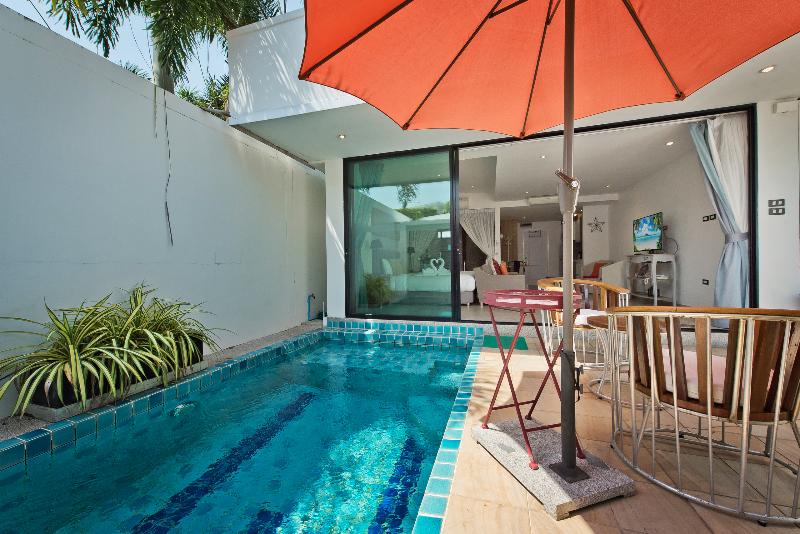 Tropicana Pool Villa - Oda