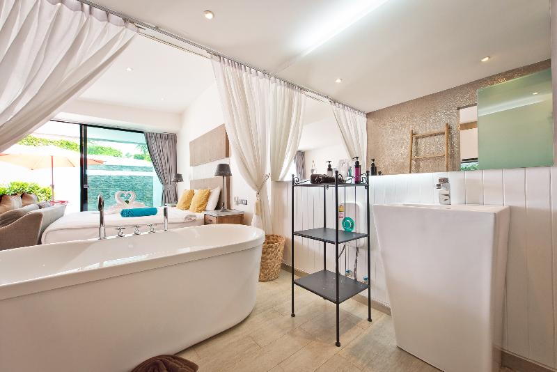 Tropicana Pool Villa - Oda