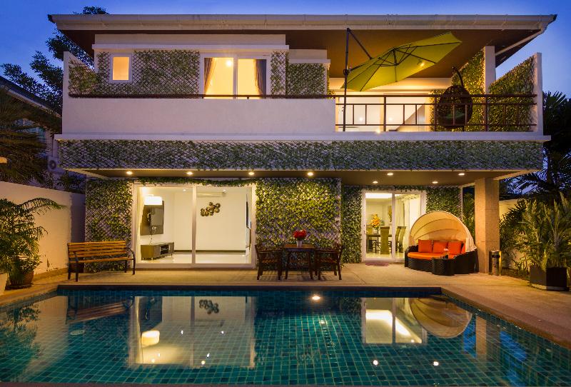 Tropicana Pool Villa - Oda
