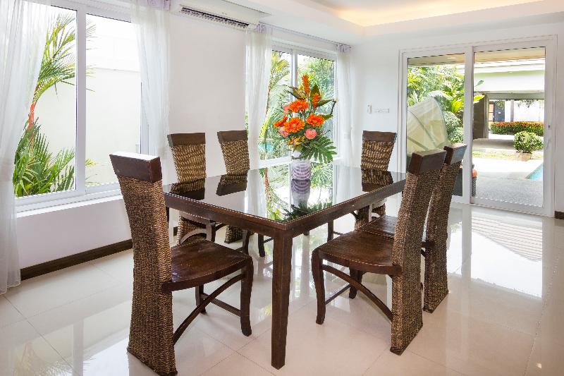 Tropicana Pool Villa - Oda
