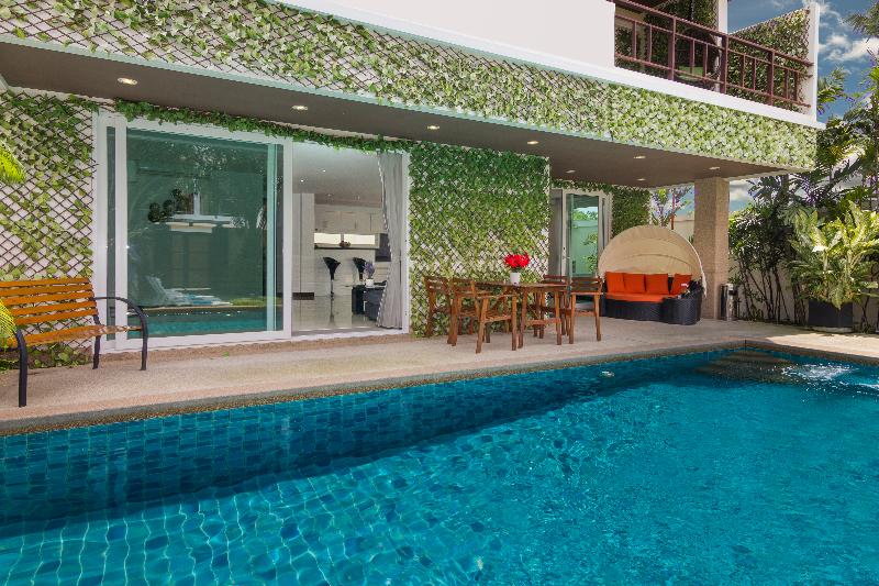 Tropicana Pool Villa - Oda