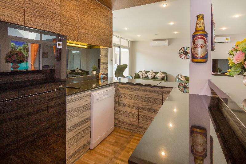 Tropicana Pool Villa - Oda