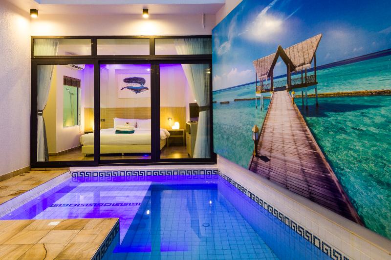 Tropicana Pool Villa - Oda