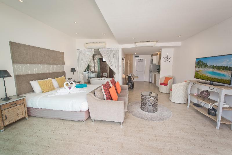 Tropicana Pool Villa - Oda