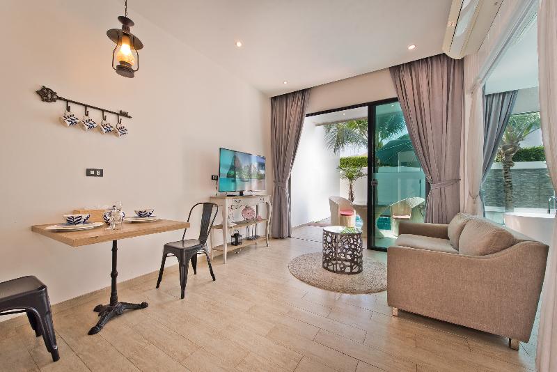 Tropicana Pool Villa - Oda