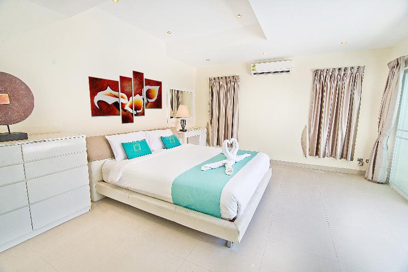 Tropicana Pool Villa - Oda
