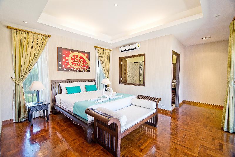 Tropicana Pool Villa - Oda