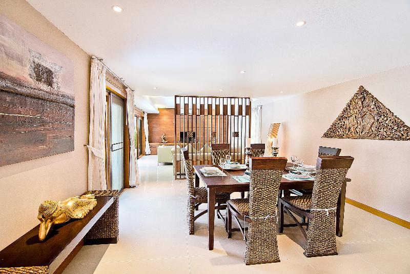Tropicana Pool Villa - Oda
