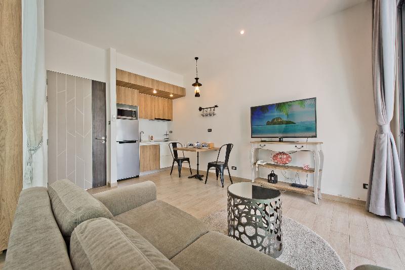 Tropicana Pool Villa - Oda