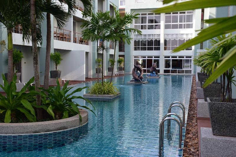 Phi Phi Harbour View Hotel - Havuz