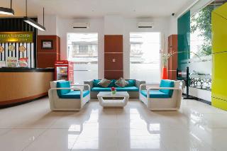 RedDoorz Plus near Pantai Losari fotoÄŸrafÄ±