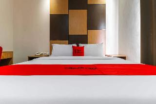 RedDoorz Plus near Pantai Losari fotoÄŸrafÄ±