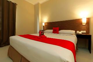 RedDoorz Plus near Pantai Losari fotoÄŸrafÄ±