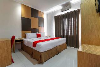 RedDoorz Plus near Pantai Losari fotoÄŸrafÄ±