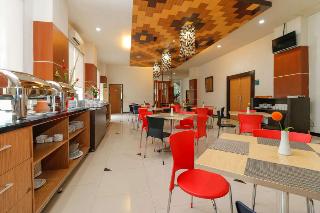 RedDoorz Plus near Pantai Losari fotoÄŸrafÄ±