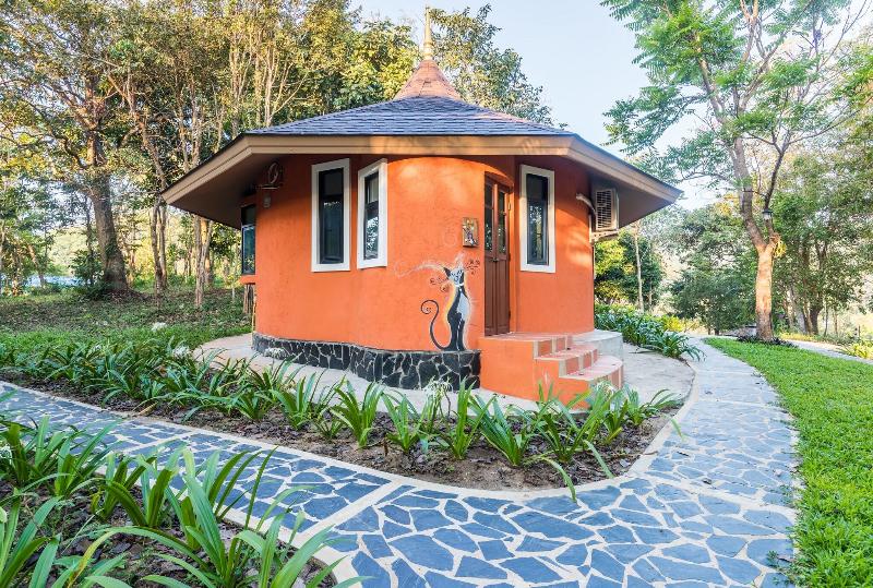 Chiang Rai Lake Hill Resort - Genel